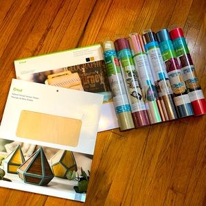 Cricut Bundle with other brand vinyl. 11 unused rolls